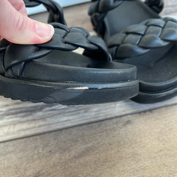 BP braided sandal slides - Picture 6 of 7